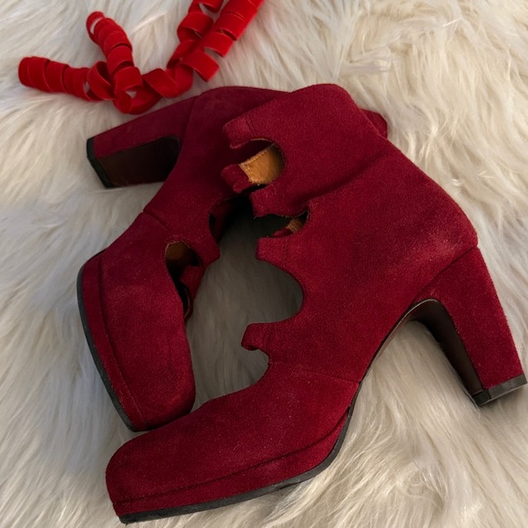 Chie Mihara Shoes - Elegant Chie Mihara Jamara Lace-up Suede Platform Red Wine Ankle Booties🔥